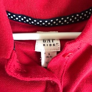 Short sleeve red polo